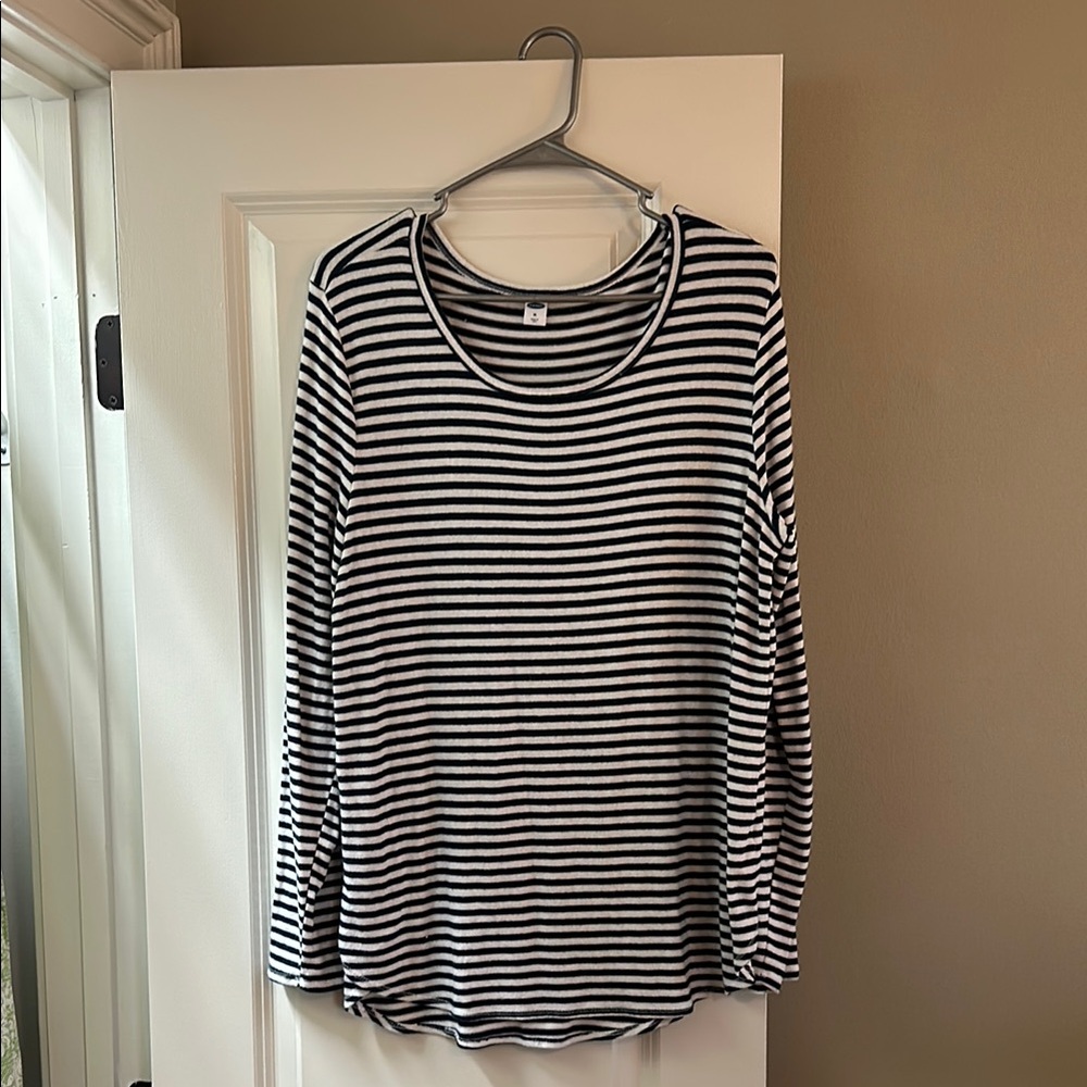 Old Navy Blue Relaxed Long Sleeve T-shirt